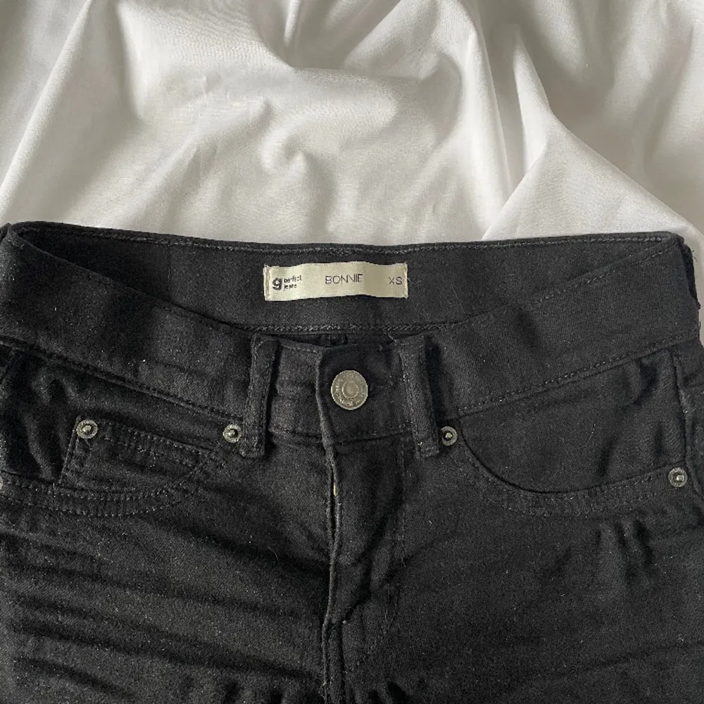 Jeans i modellen ” Bonnie ” från ginatricot. 🫶🏻. Jeans & Byxor.