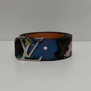 Lv bälte - Svart Graffiti,Helt ny! Skickas inom kort tid