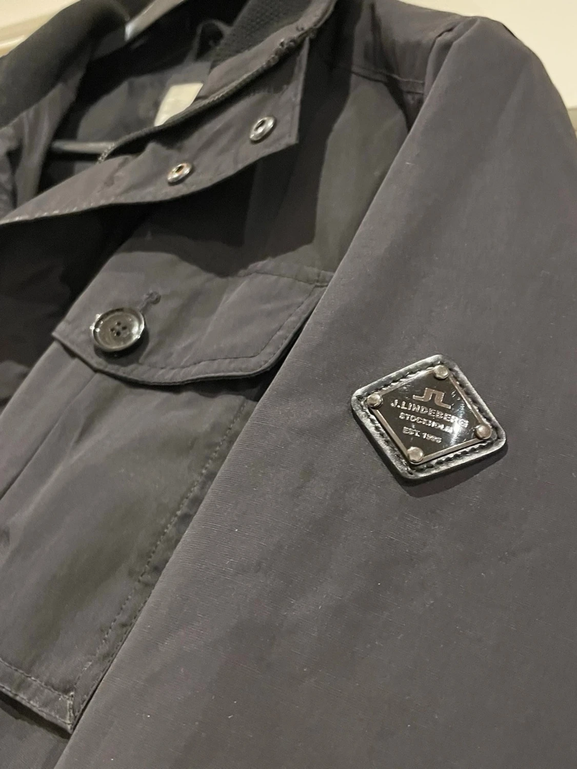 Svart fieldjacket från J.Lindeberg - 1