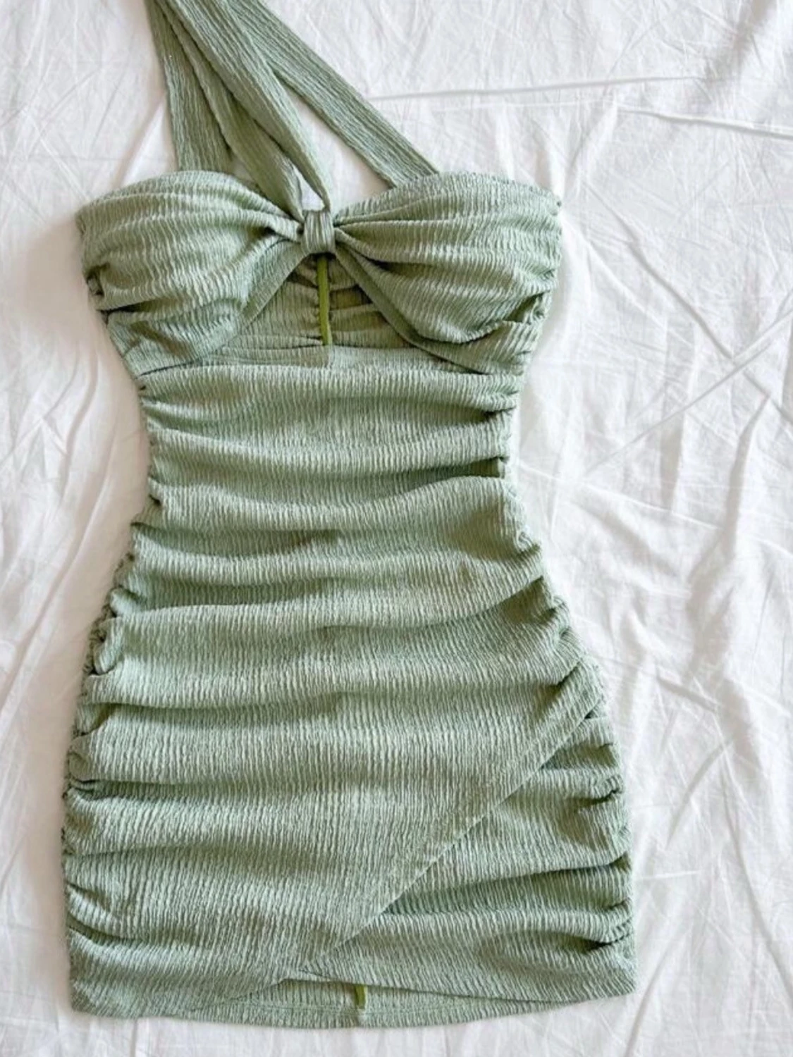 Grön omlott kortklänning - 1