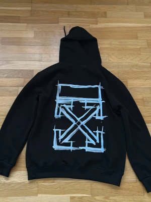 Off White tröja - Ny Off White tröja, storlek S. 