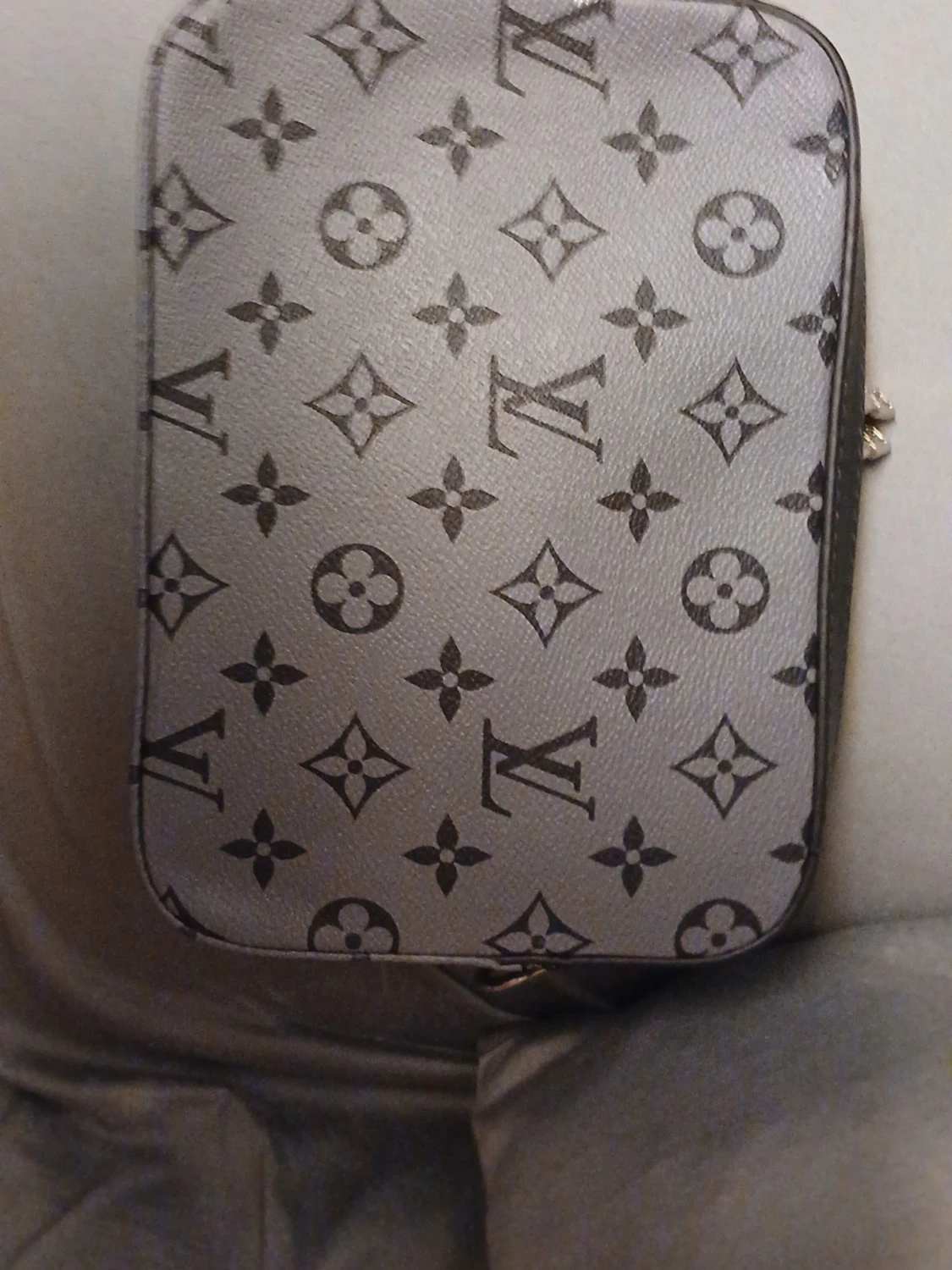 Väska  i grått - 1