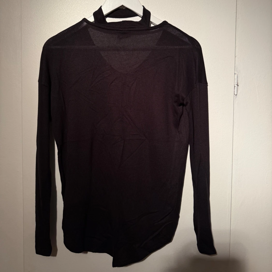 Svart långärmad tröja - 2