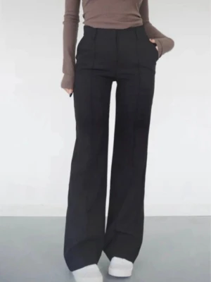 Venderby’s Svarta kostymbyxor  - Venderby’s kostymbyxor i färgen svart, knappt använd. Stl XXS i längden Normal 🫶🏼