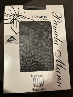 Strumpbyxor fr Pamela inn i storlek onesize - Helt nya strumpbyxor fr Pamela inn i storlek onesize. Helt nya.