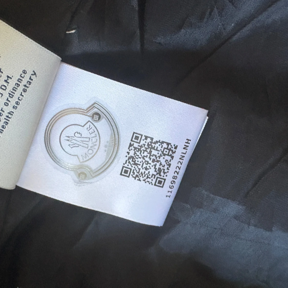 Svart Moncler pufferjacka med huva - 3