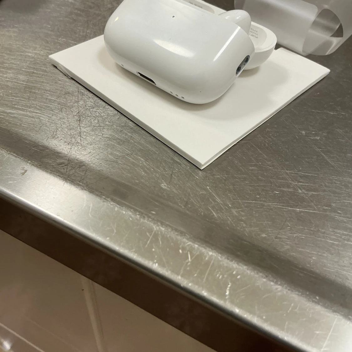 AirPods Pro 2nd Generation MagSafe - 2