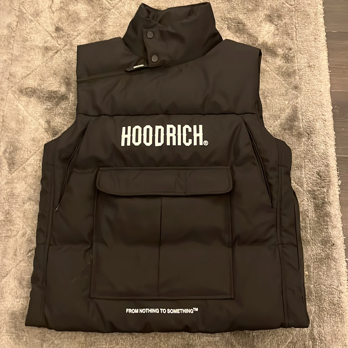 Hoodrich väst 