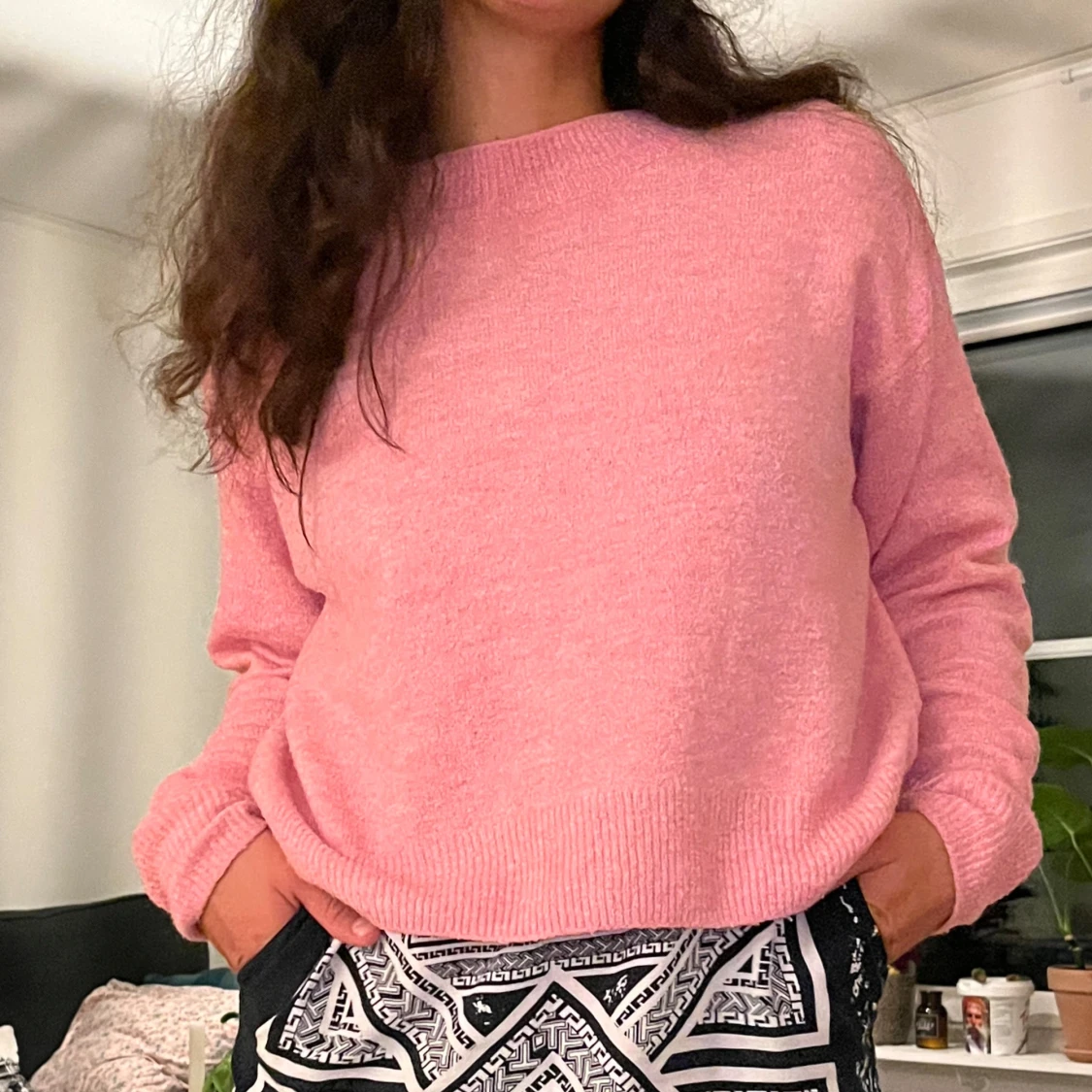 Rosa stickad tröja med rund hals - 1