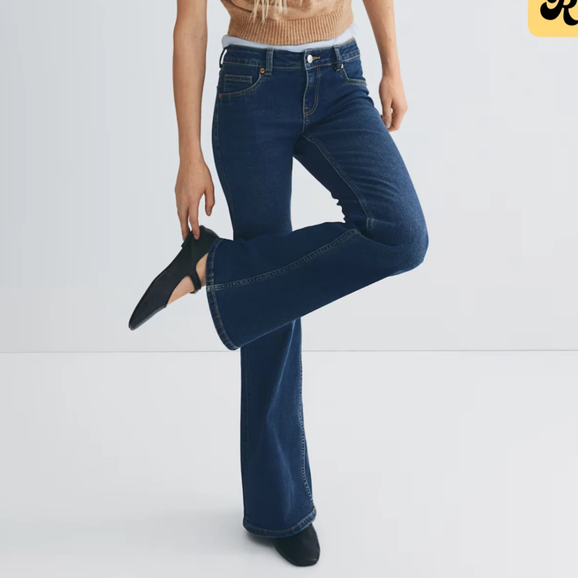 Mörkblå bootcut jeans