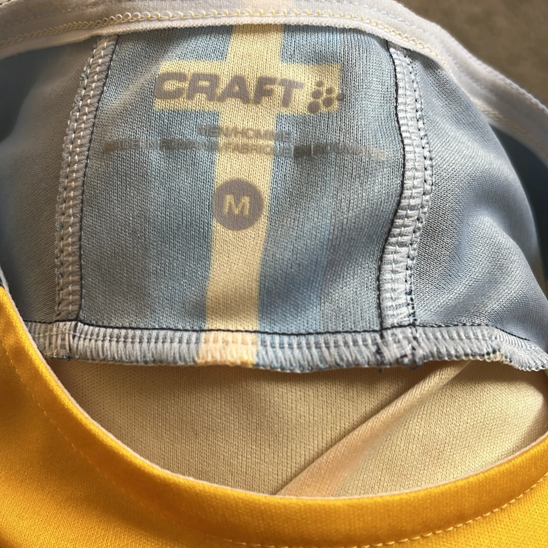 Gul och marinblå handbollströja från Craft  storlek M - 2