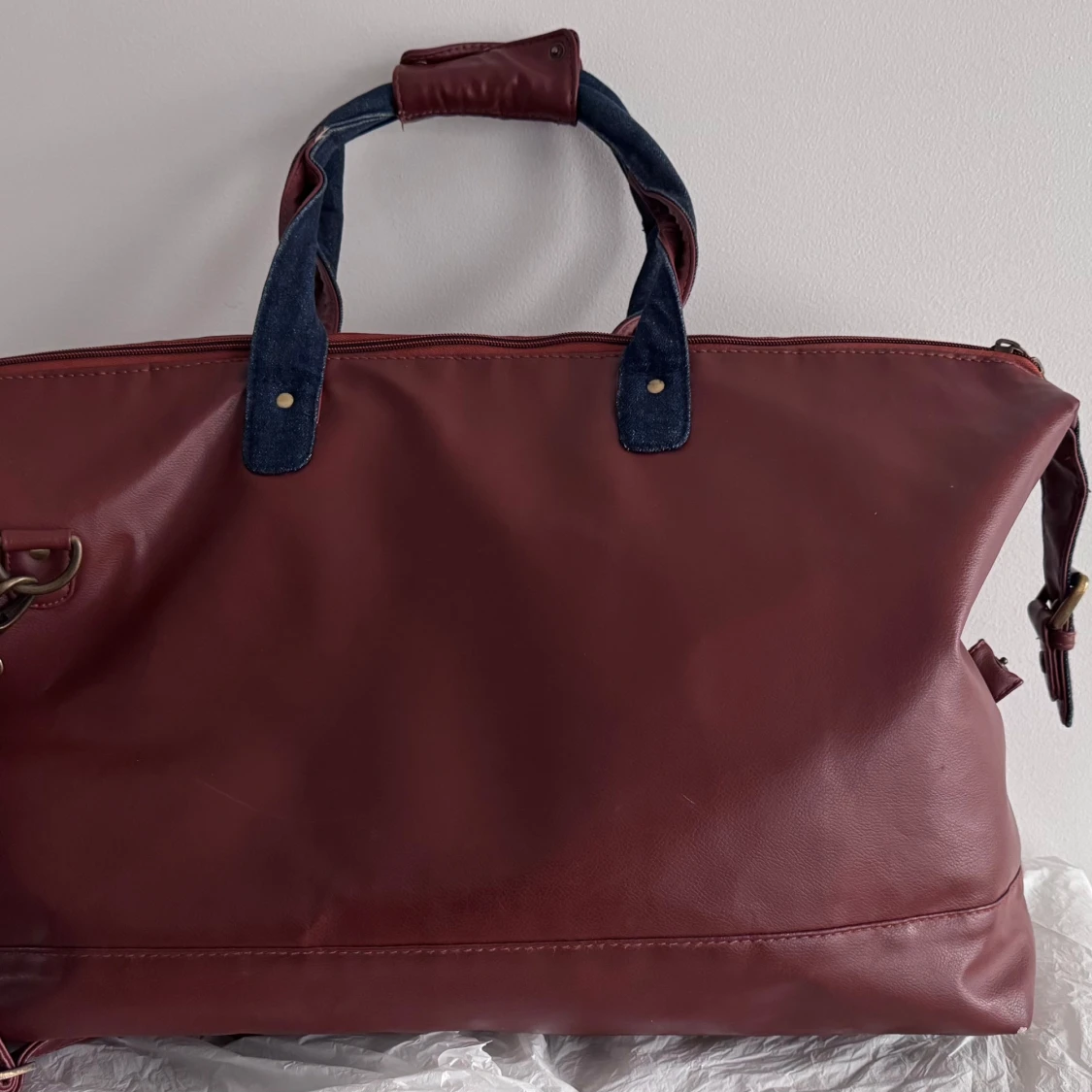 Stor läder weekendbag i skinnimitation - 1