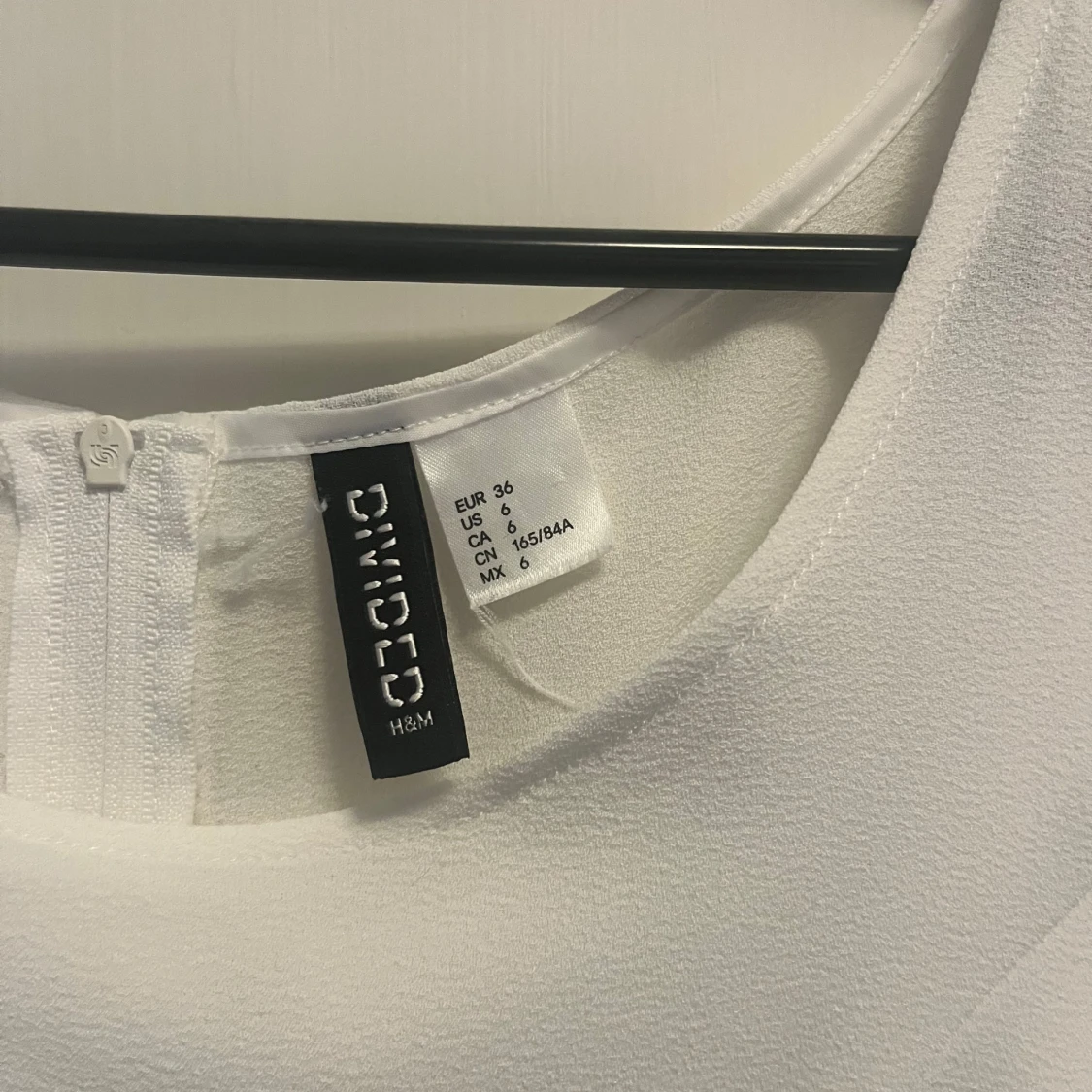 Vit klänning med spets från H&M Divided - 1