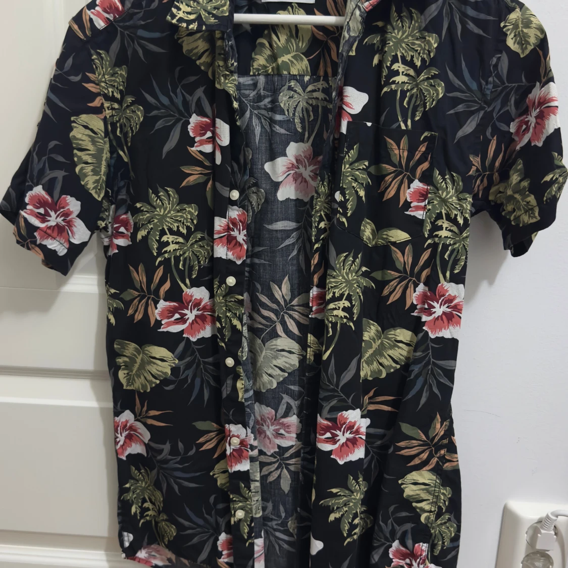 Blommig skjorta från Jack & Jones