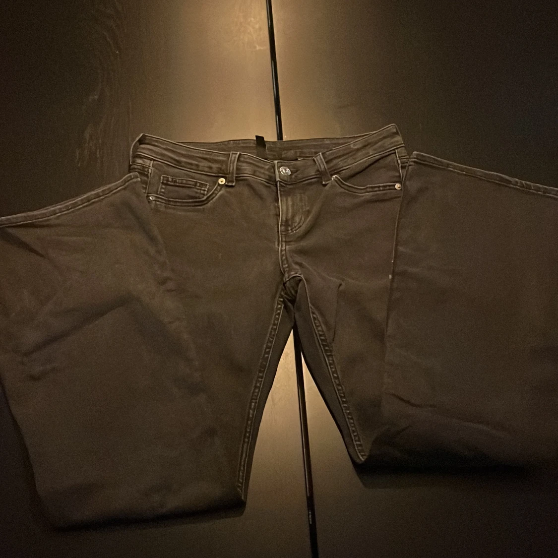 Svarta jeans från H&M Divided