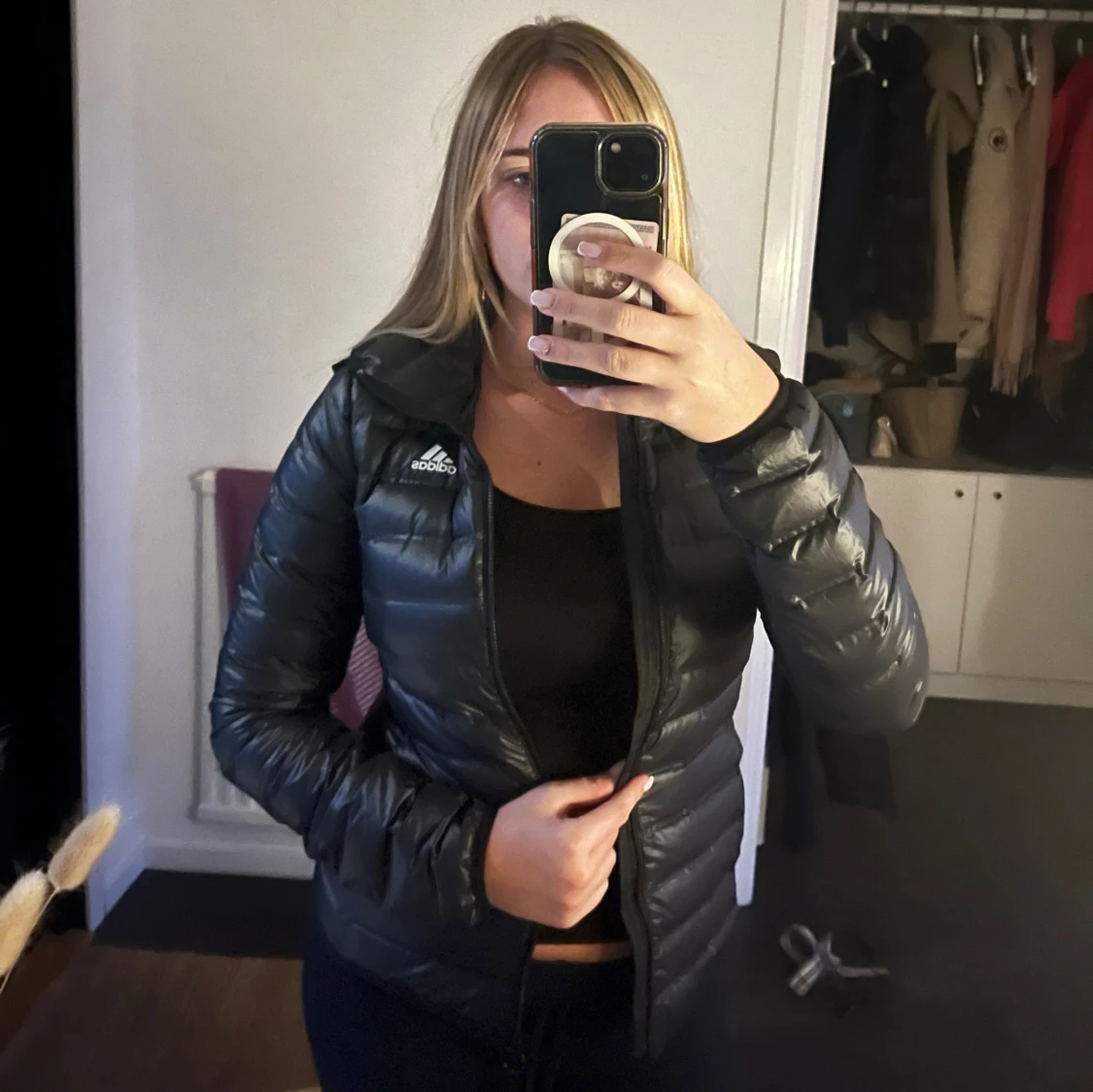 Svart dunjacka från Adidas - 3