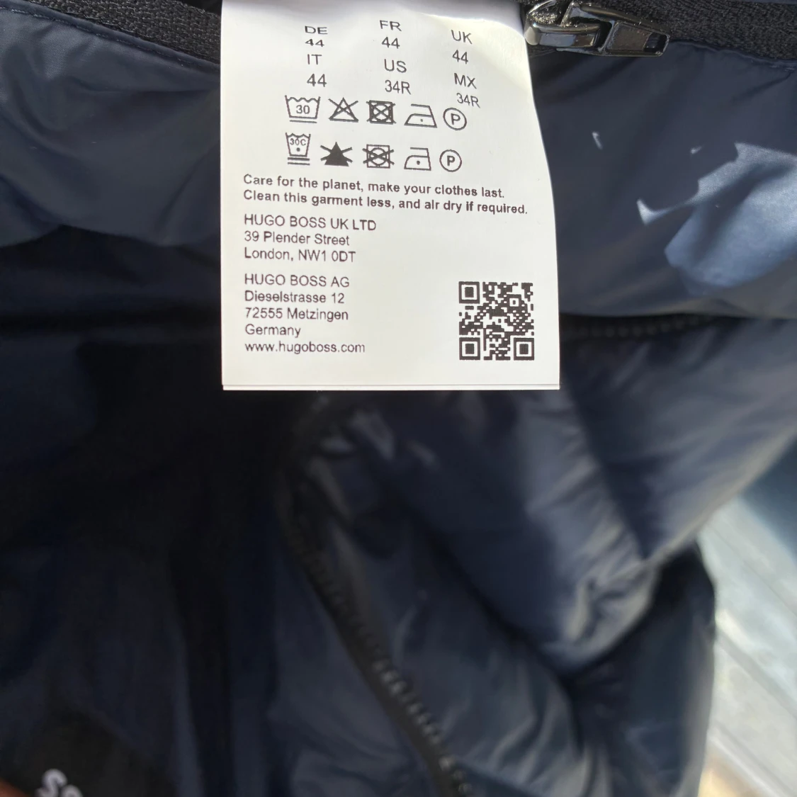 Mörkblå pufferjacka från BOSS - 1