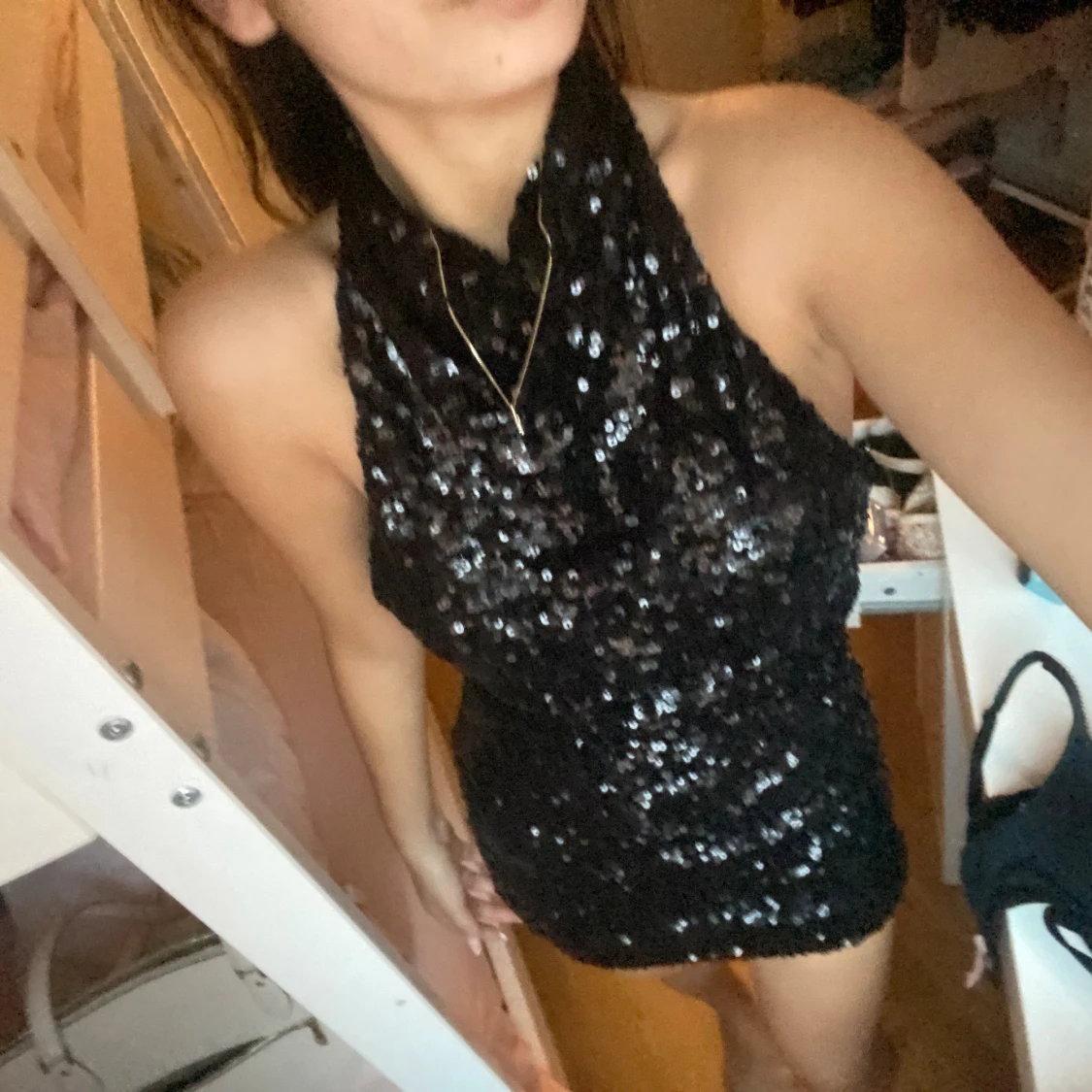 Glittig klänning - 4
