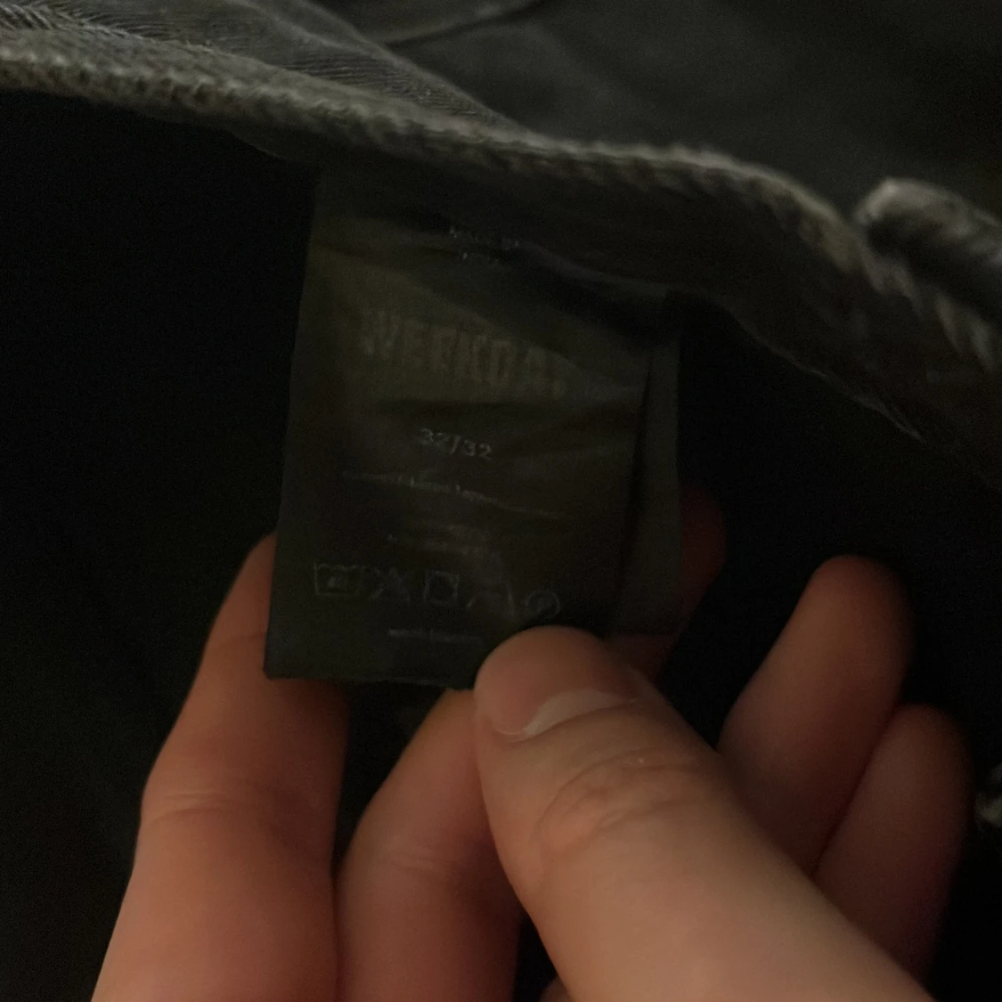 Svarta Barrel jeans från Weekday 32/32 - 3