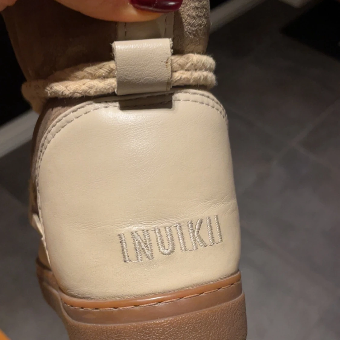 Beige Inuikii boots - 4