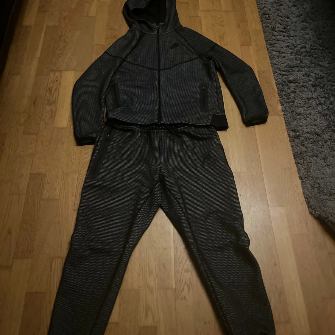 Svart Nike hoodie med dragkedja XL