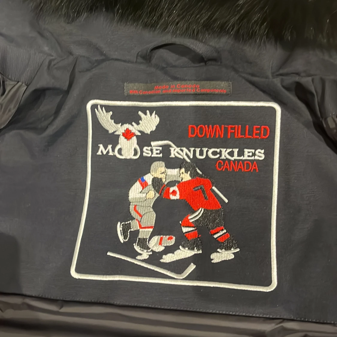 Blå dunjacka Moose Knuckles med päls - 3