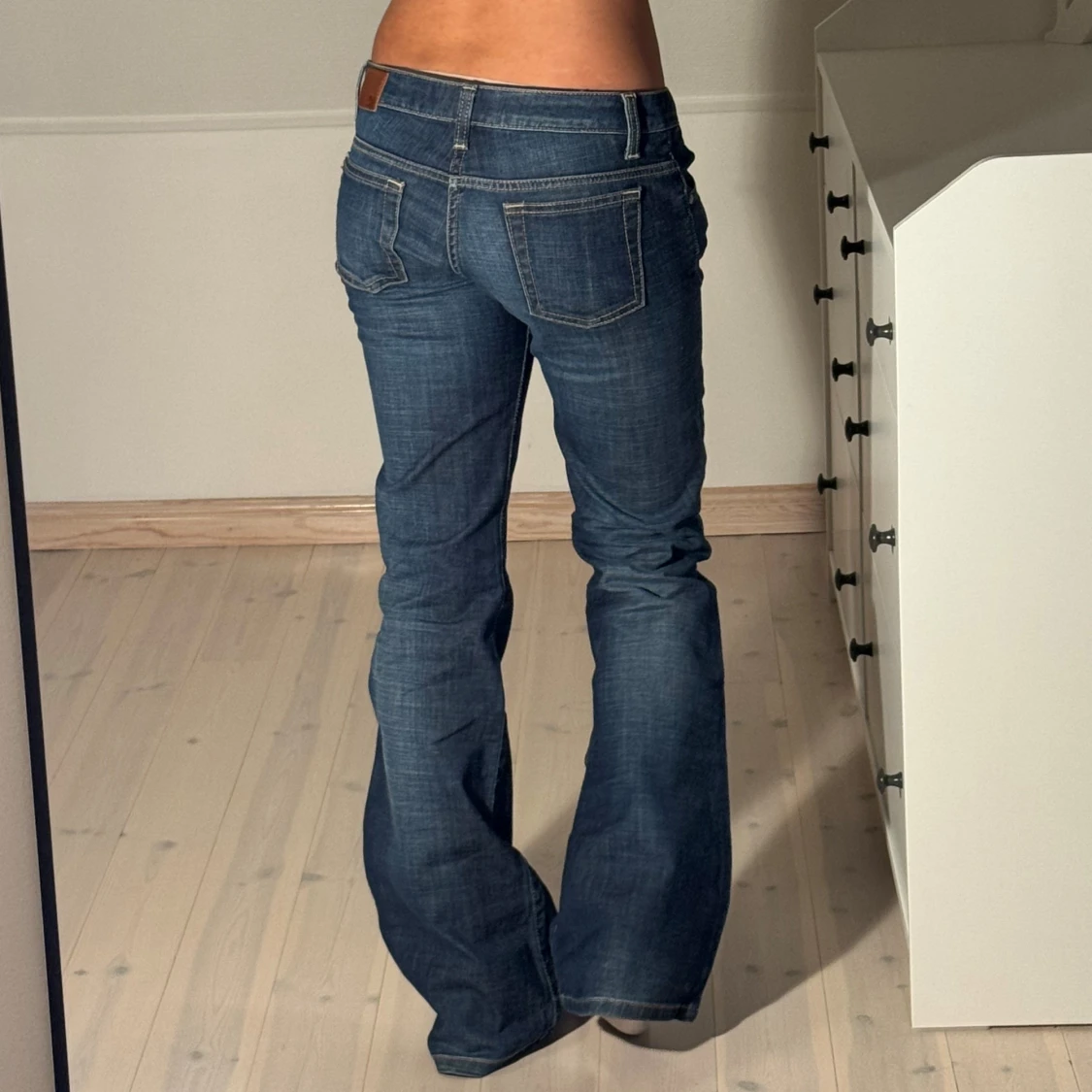 Low bootcut jeans  - 2