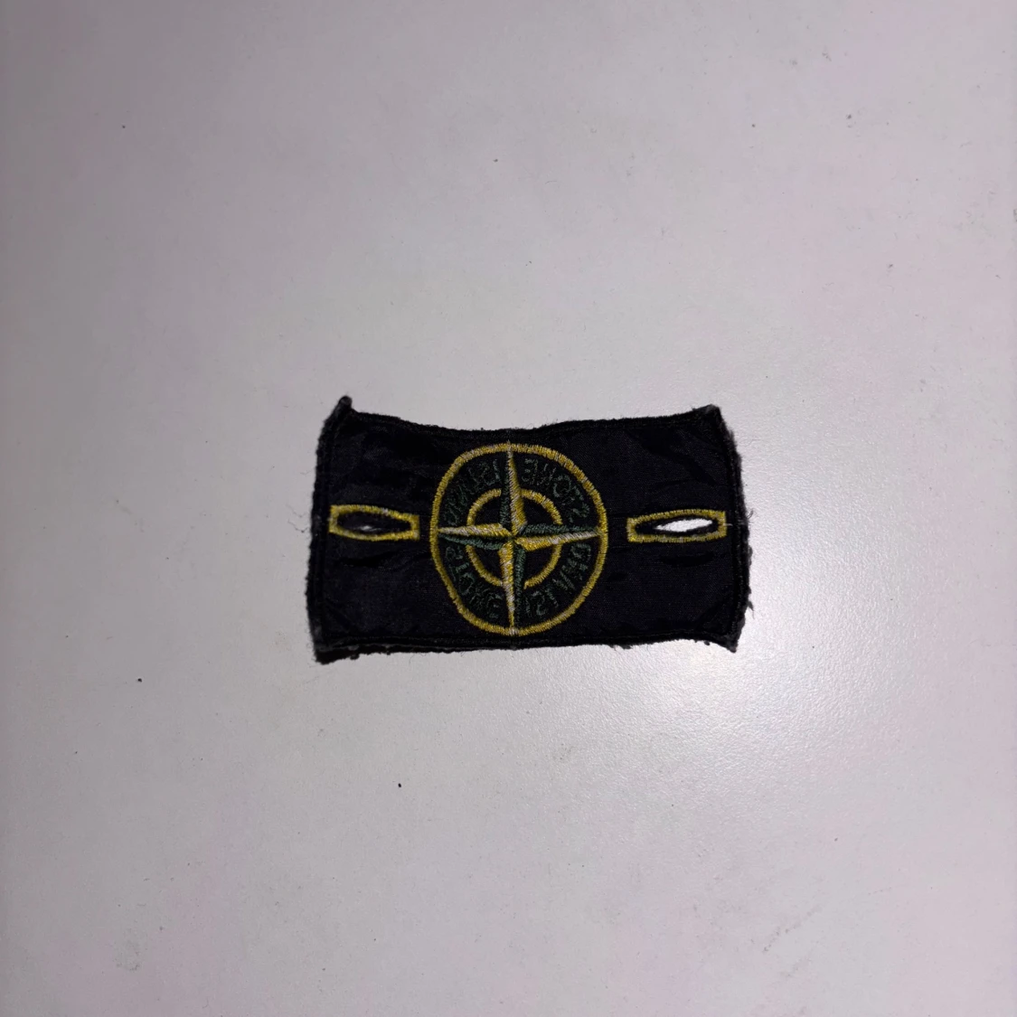 Stone Island patch svart/gul