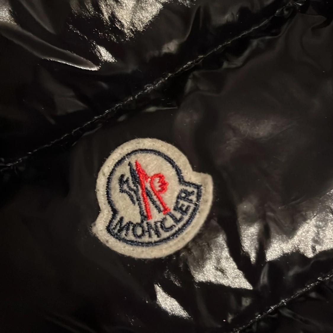 Svart dunväst från Moncler - 1