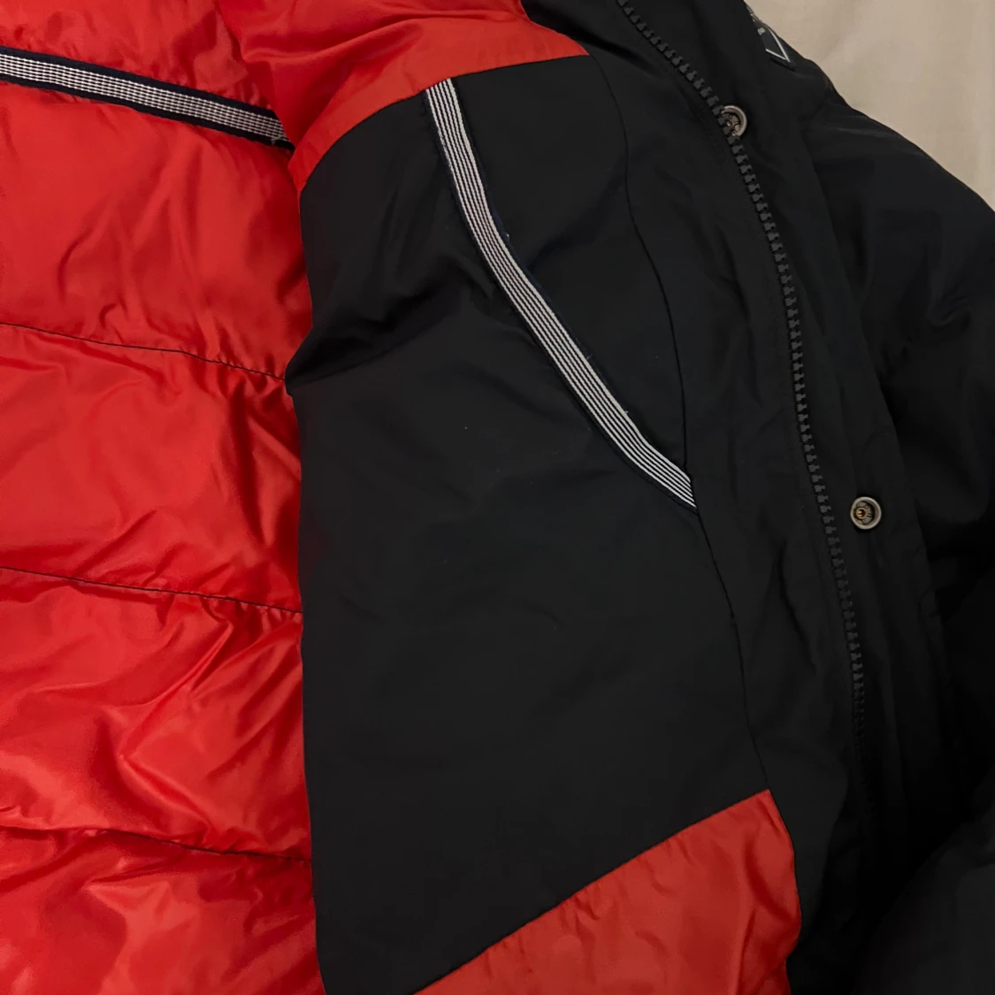 Svart pufferjacka från GANT XL - 4