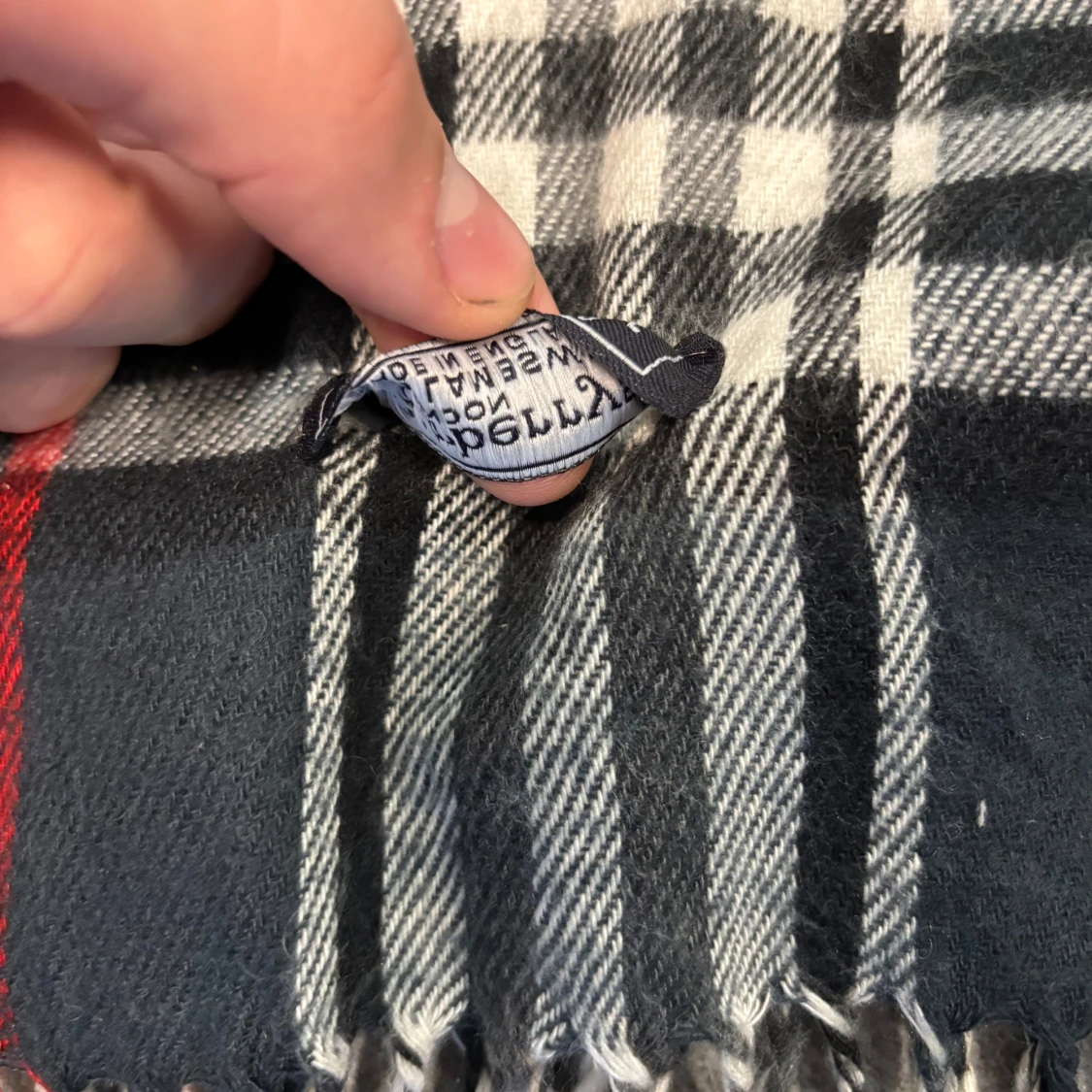 Mörkblå Burberry scarf - 2