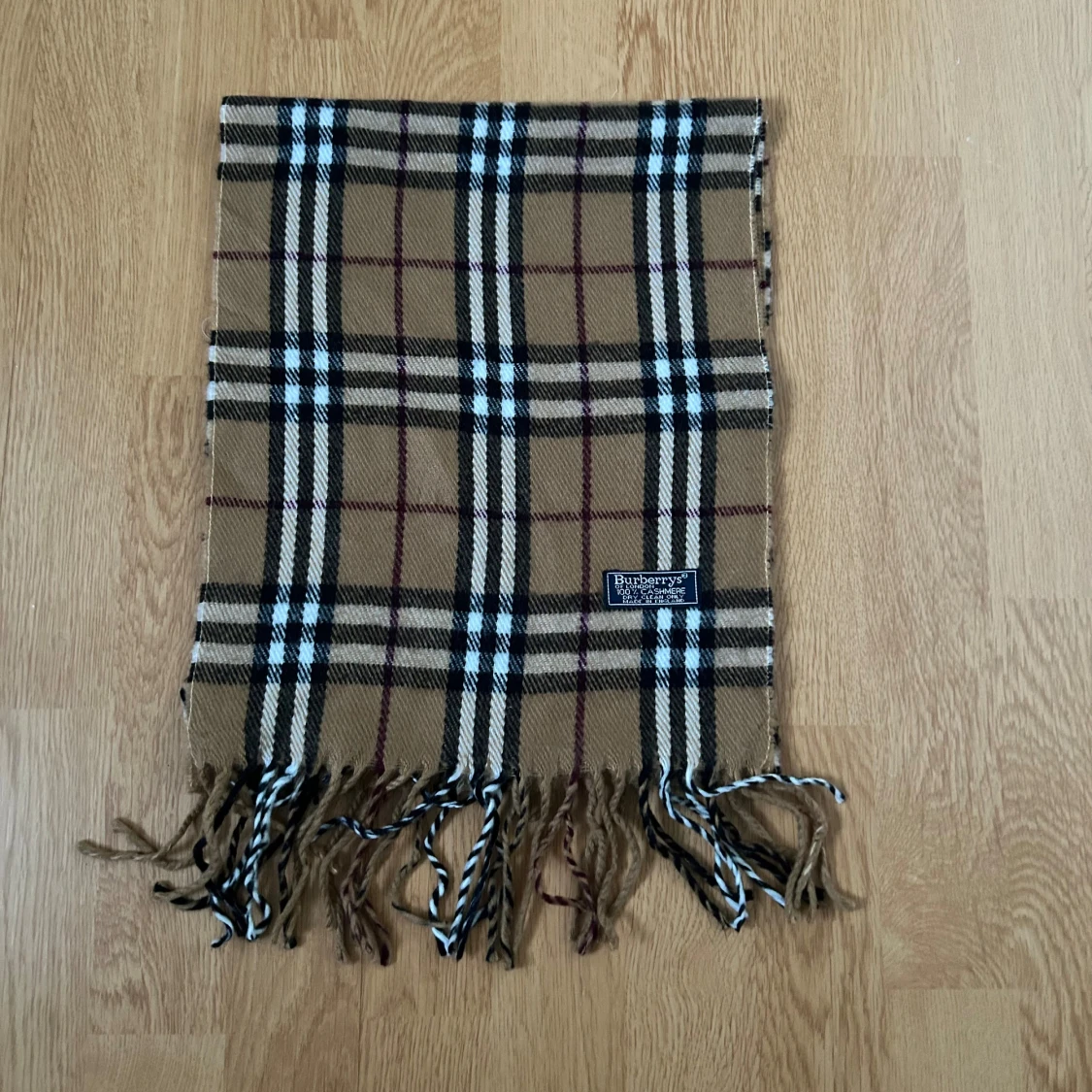 Rutig halsduk från Burberry