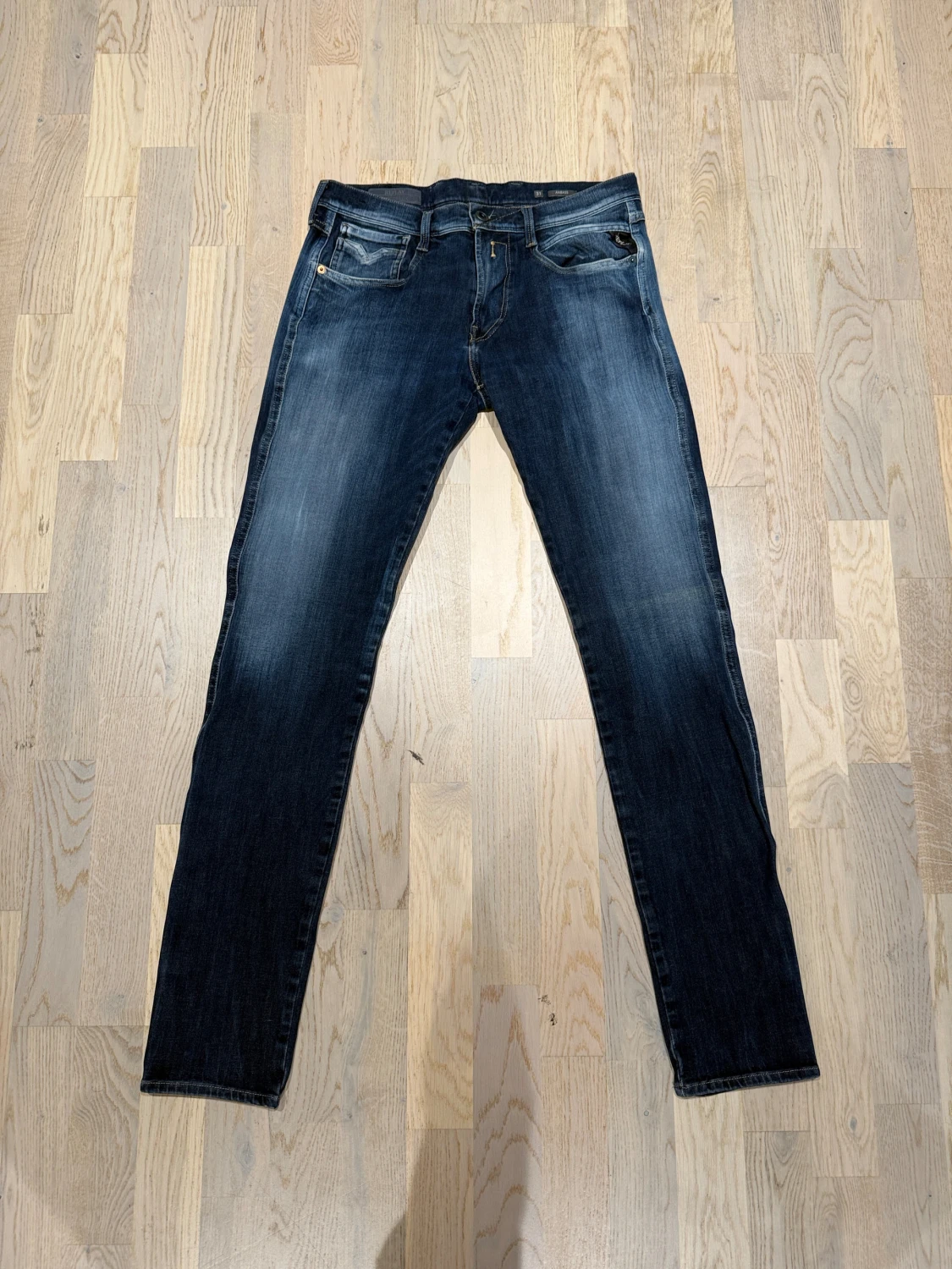 Blåa Replay jeans  - 1