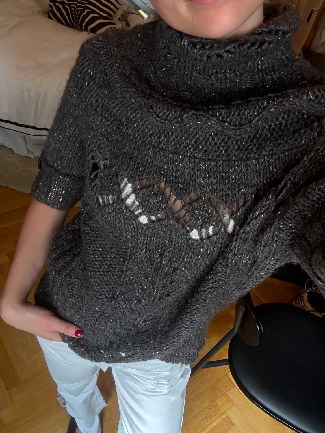 Mörkgrå stickad tröja med knappar från Just Cavalli - 4