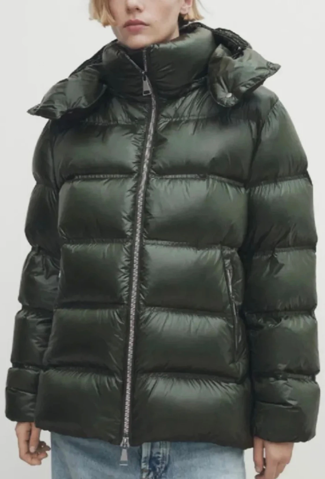 SÖKER Mörkgrön pufferjacka med dragkedja