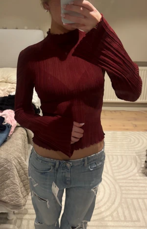 Hm tröja  - Fin tröja från HM! Använd max 3 gånger!