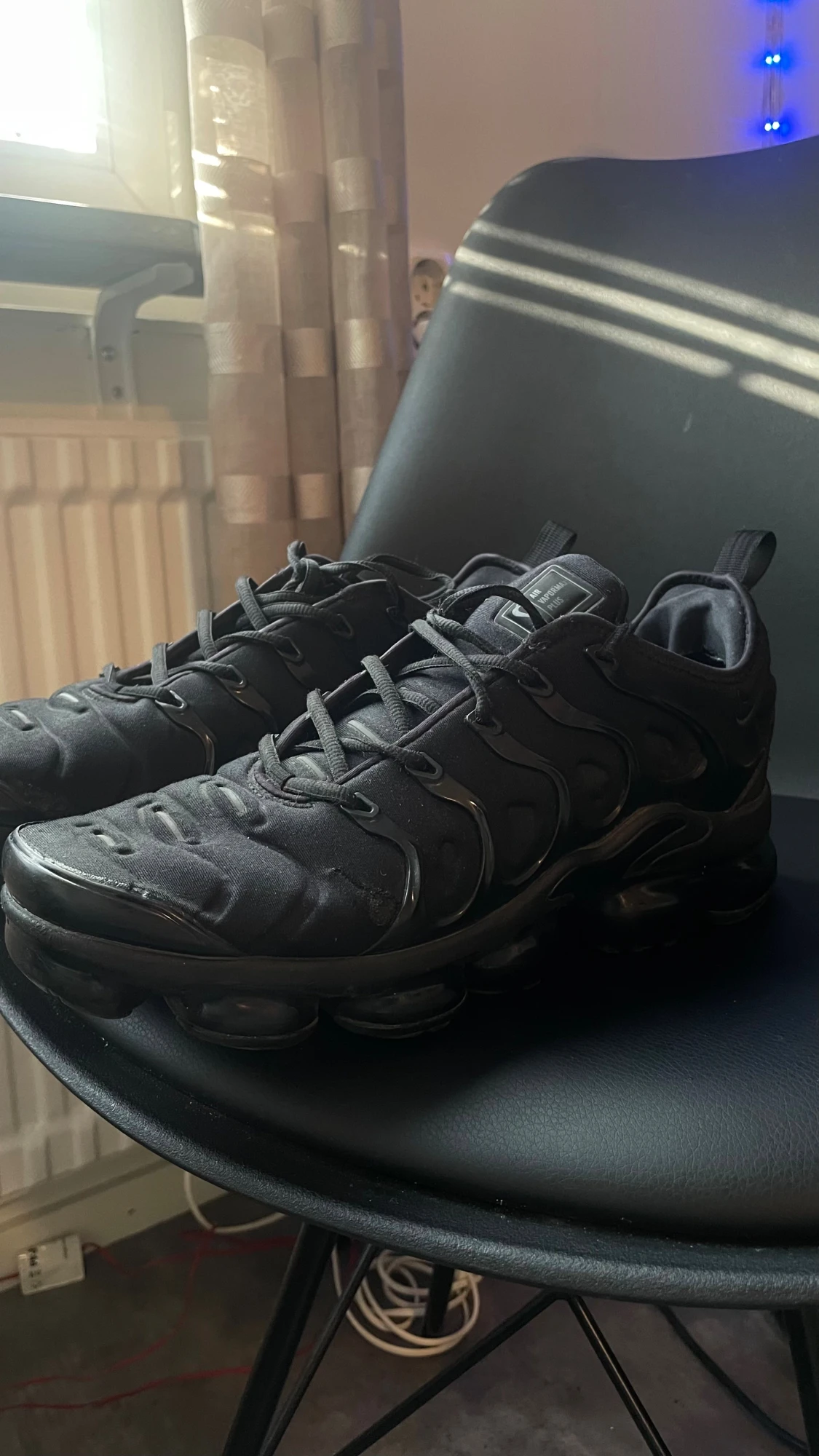 Nike Vapormax Plus svarta sneakers - 3