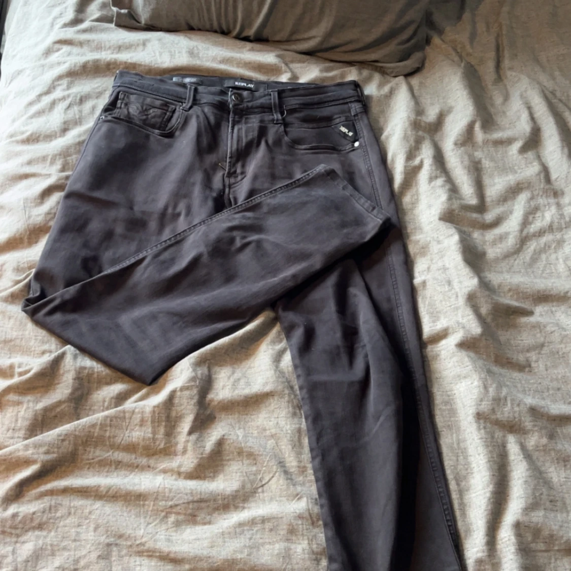 Svarta Replay jeans, storlek 32/32