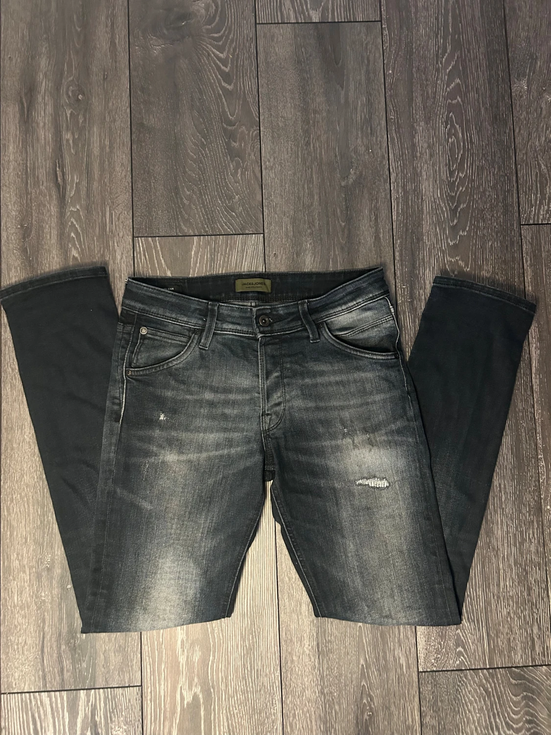 Washed Jack & Jones Jeans med slitningar🔥 - 1