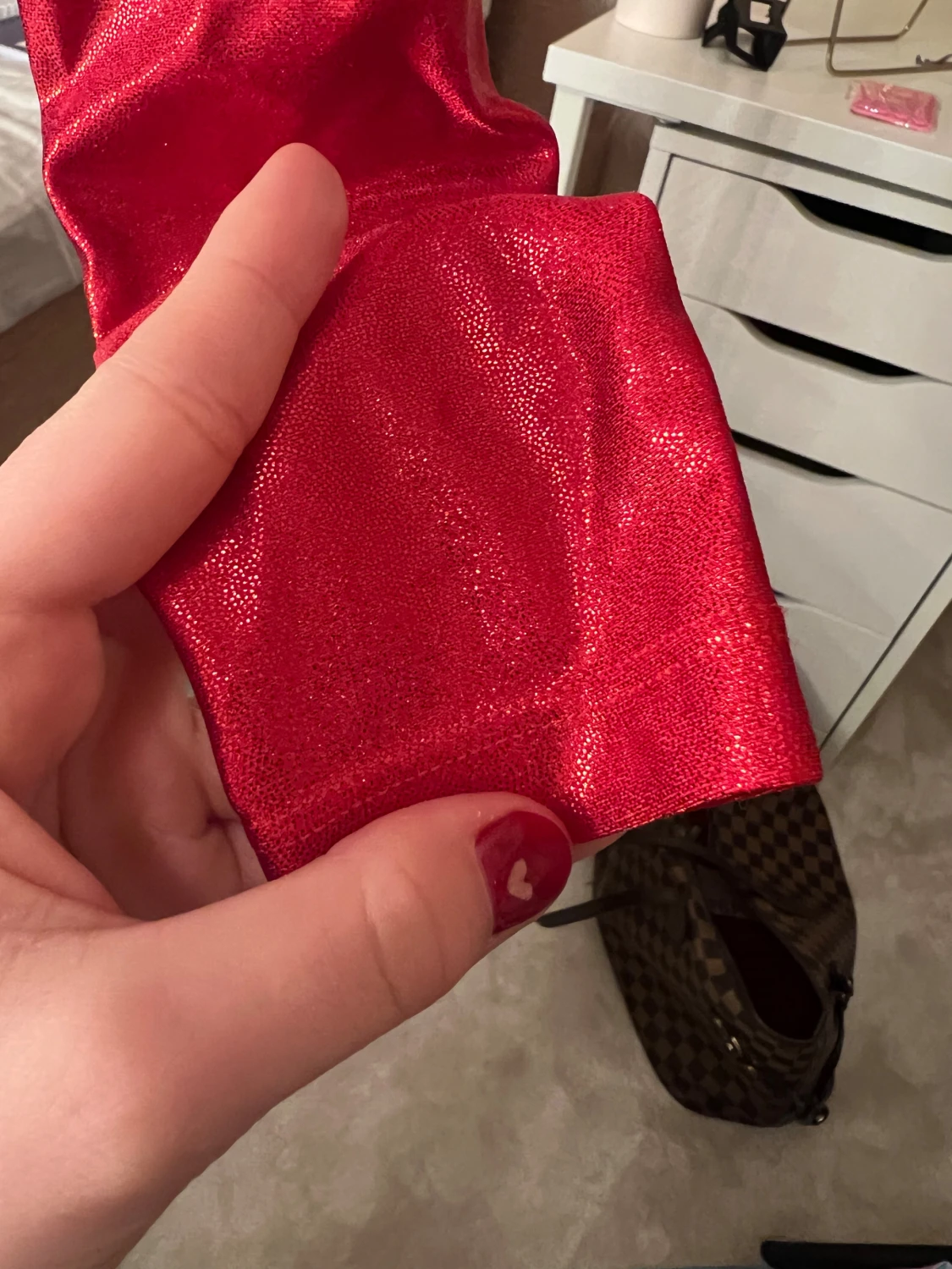 Svart och röd gymnastikdräkt med strass - 4