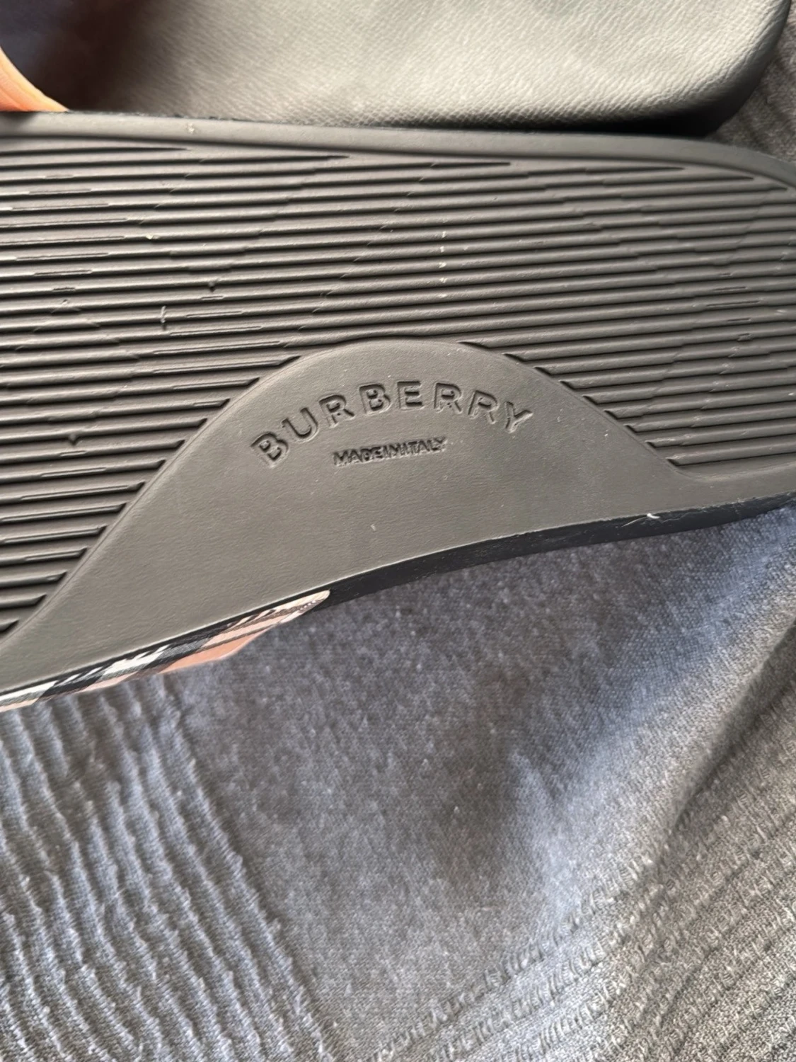 Burberry tofflor - 1