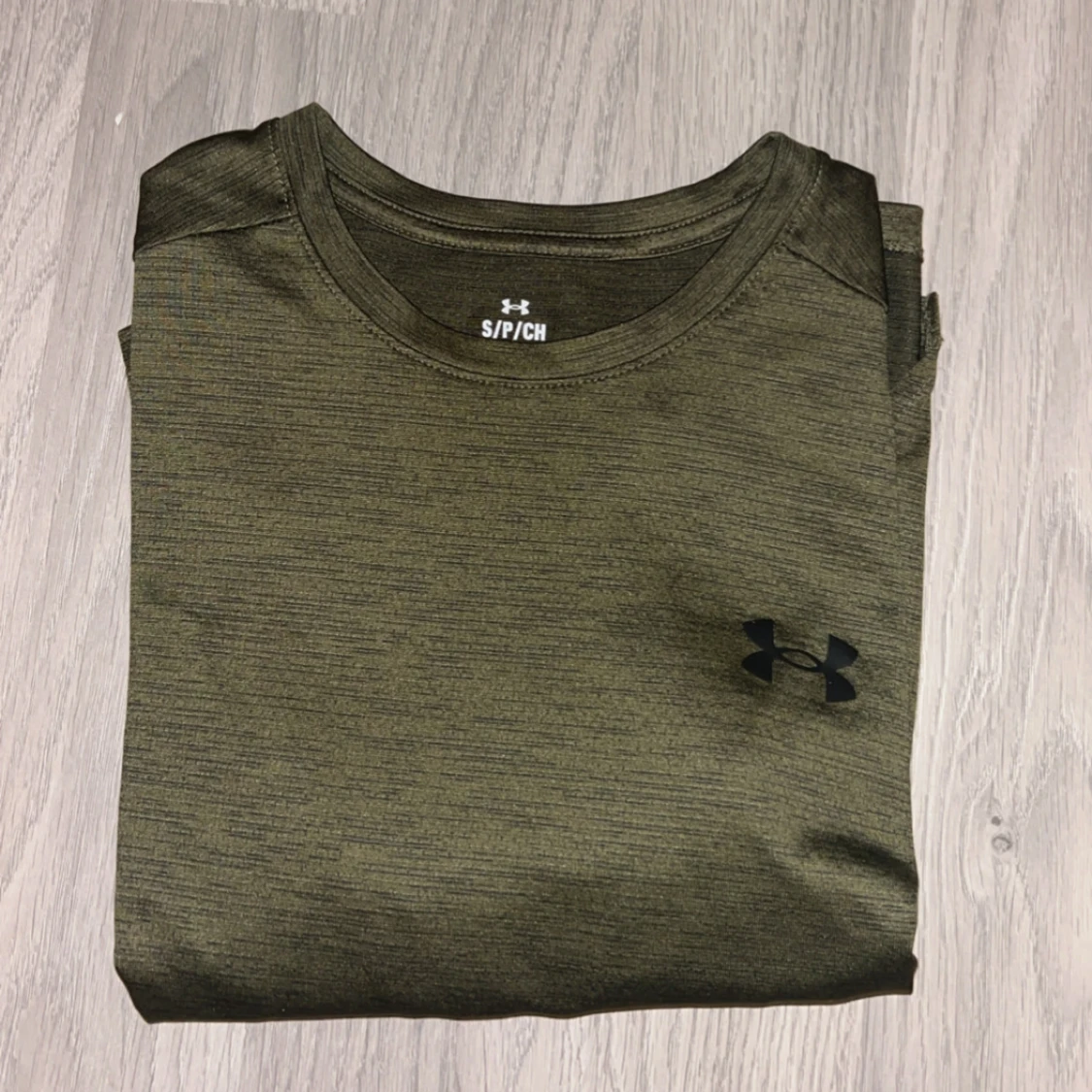 En grön skön tshirt - 4