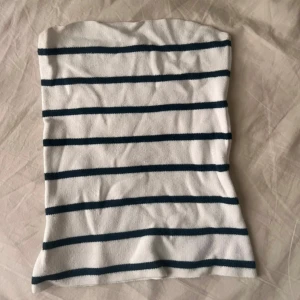 bandeau topp - mörkblå och vit, fint skick