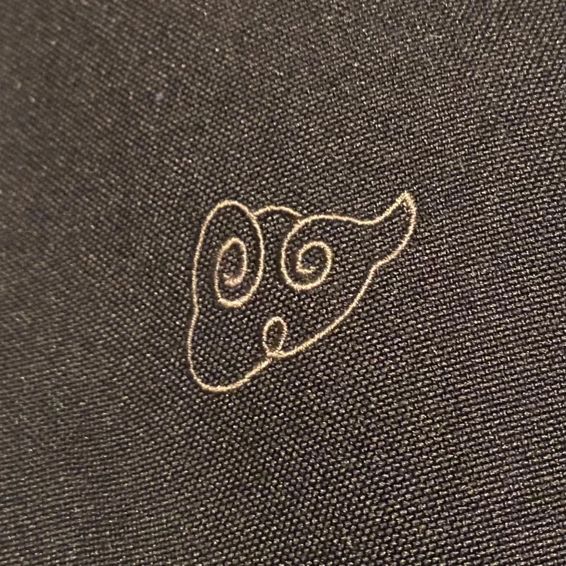 Grå svart capeesh - 4