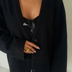 Avora kofta navy - Avora kofta marinblå