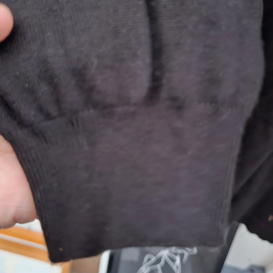 Svart lång stickad klänning storl.S  - 2