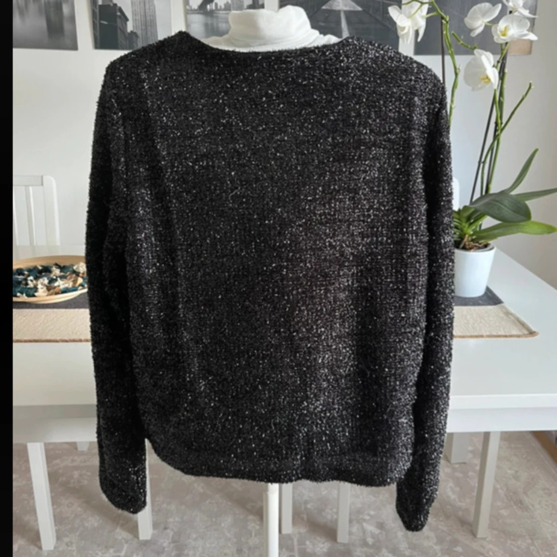 Glittrig svart kofta från Vila - 1