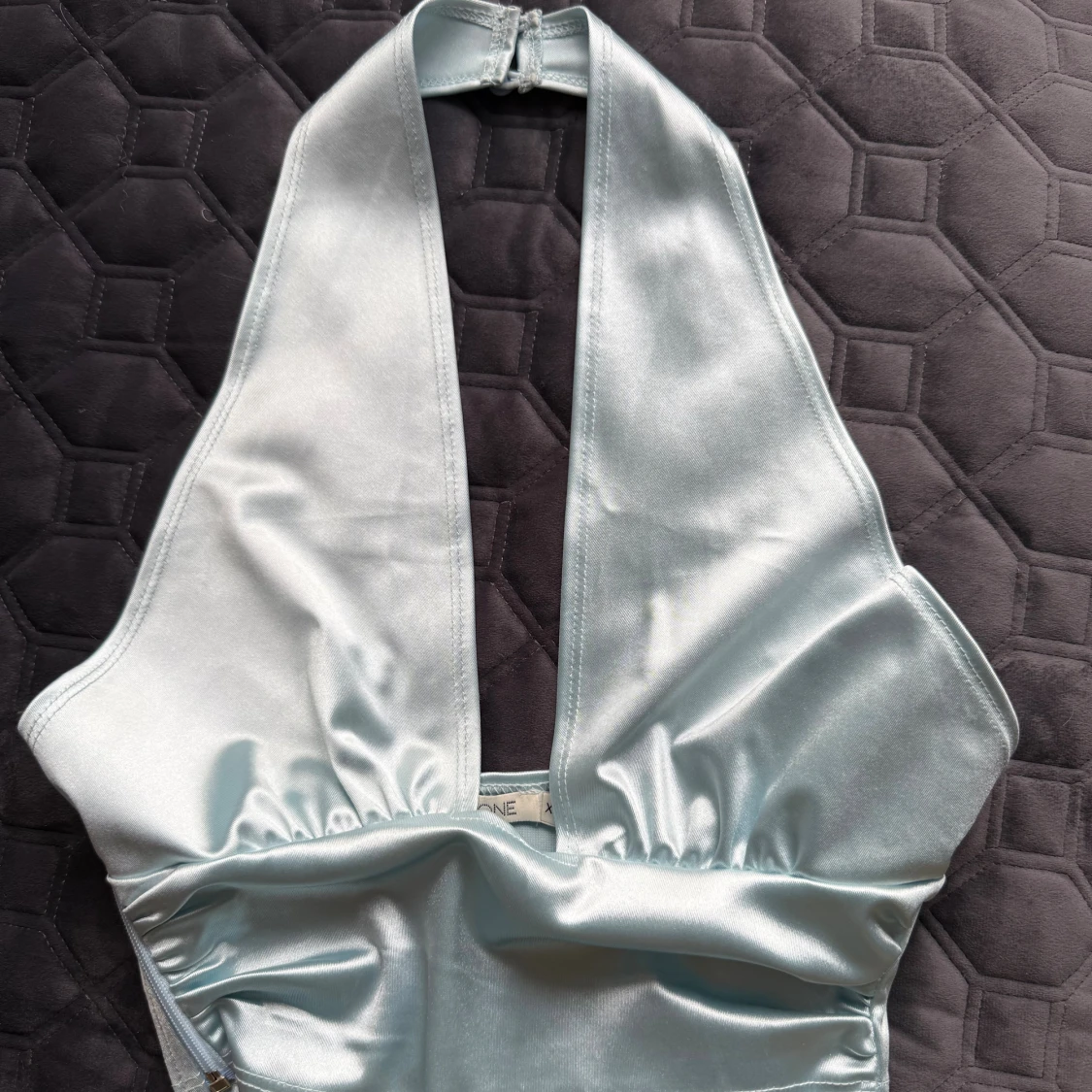 Ljusblå satin top  - 3