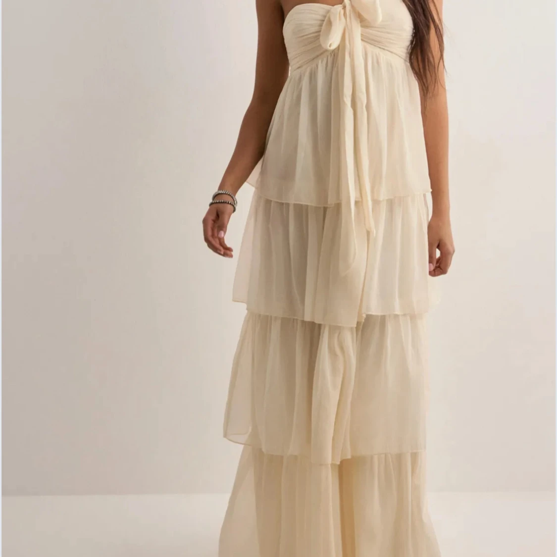 SLUTSÅLD långklänning  - 4