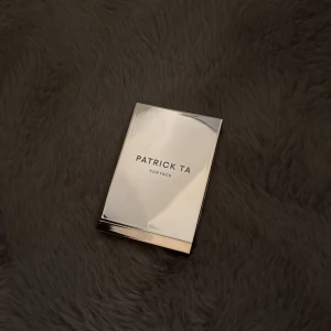 Patrick Ta Blush , färgen she’s giving - Använd väldigt få ggr 